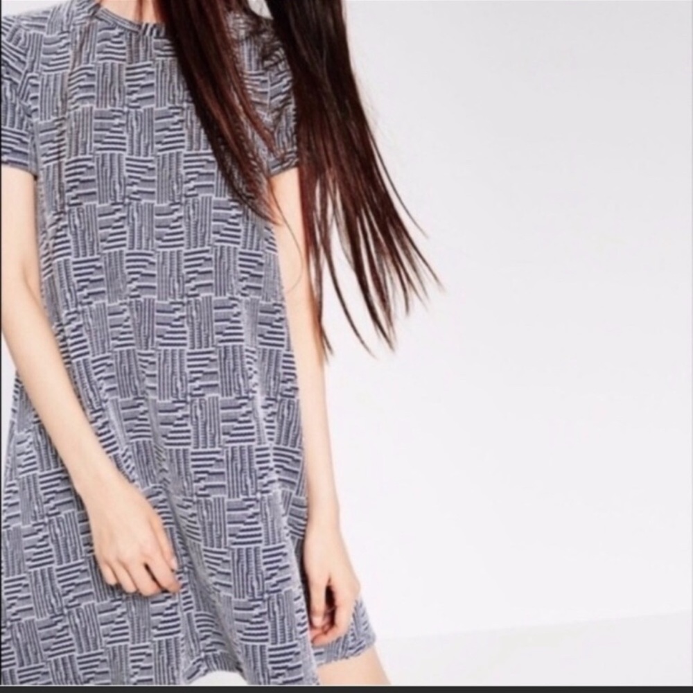 ZARA navy geo shift dress